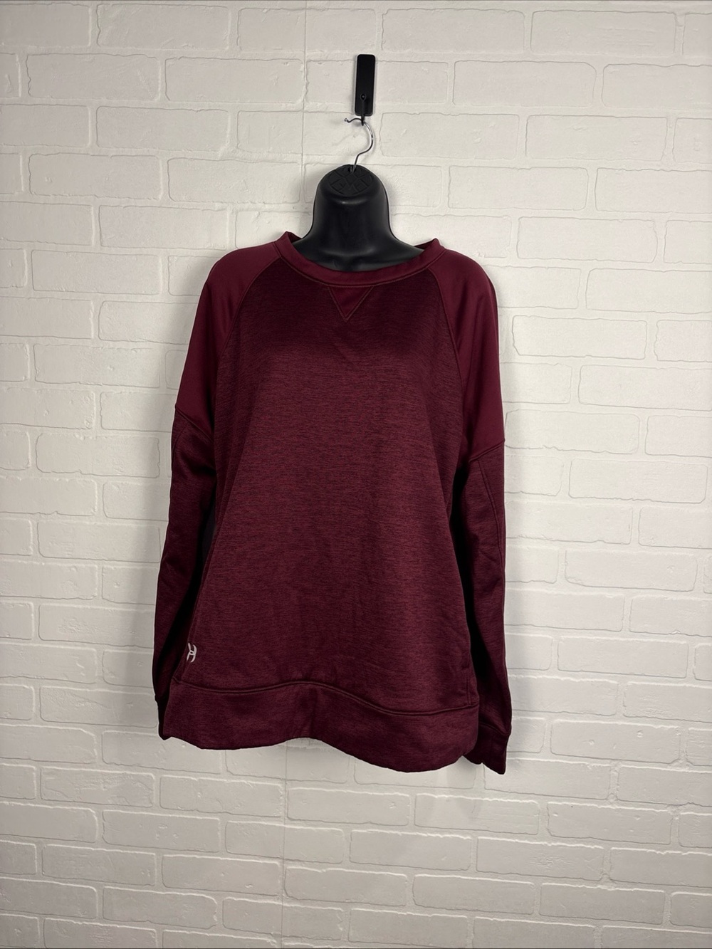 Under Armour ColdGear Women XL Burgundy Fleece Crewneck Sweatshirt Pocket